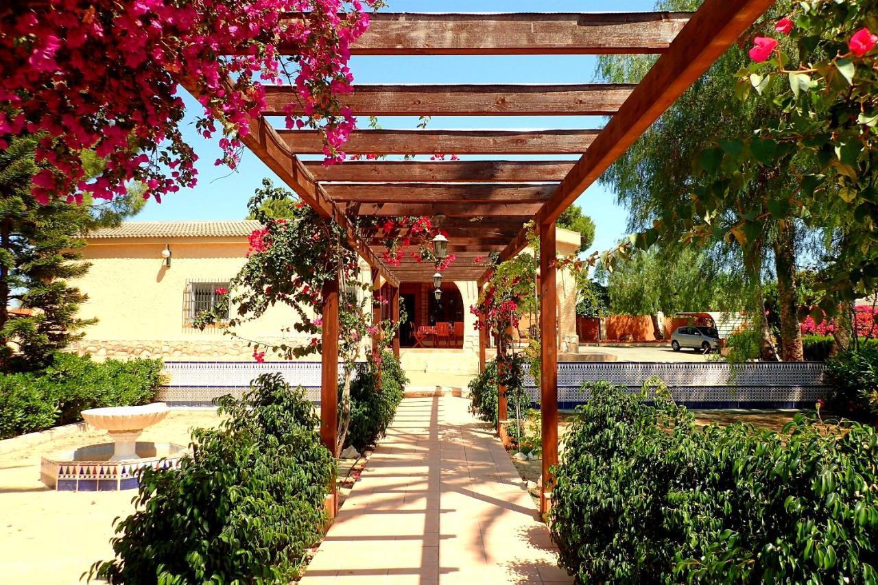 Villa Buganvilla Елче Екстериор снимка